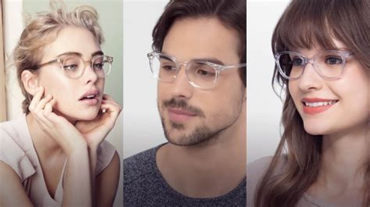 Are Clear frames in style 2021?