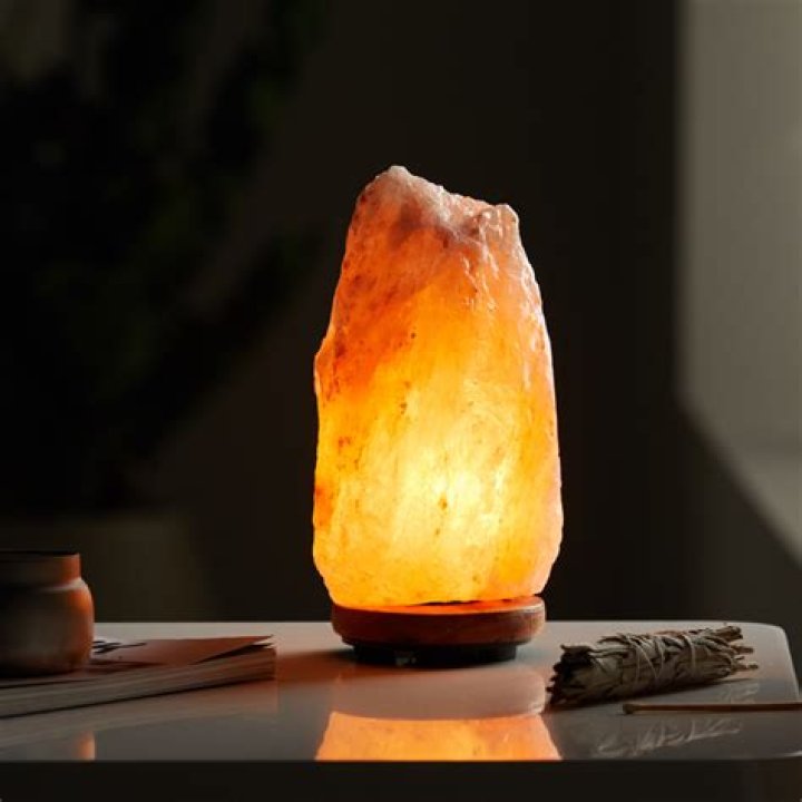 Are salt lamps fragile?