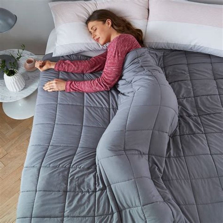 Can you sleep with a weighted blanket all night?