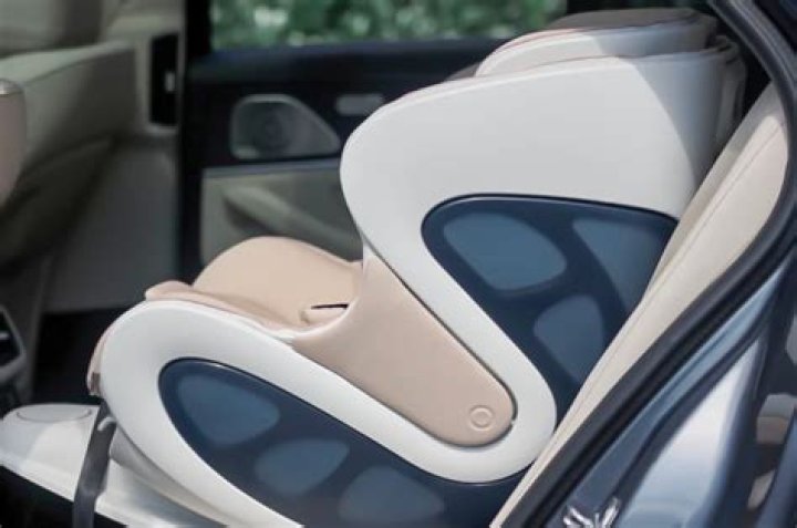 Do you need a baby seat in Dubai?