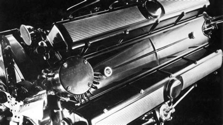 Does a V16 engine exist?