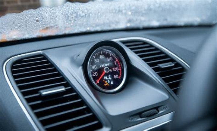 Does AC use more fuel?