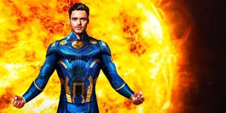 Does Ikaris love Sersi?