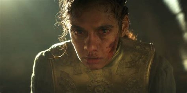 How long is Egwene a Damane?