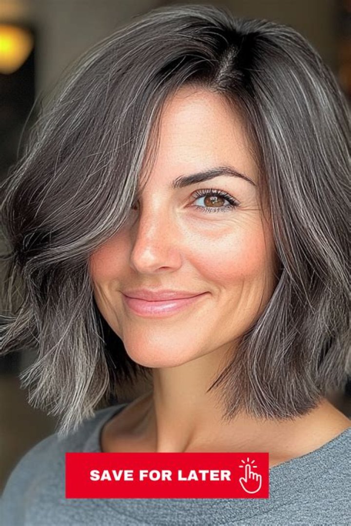 Is dark hair more aging?