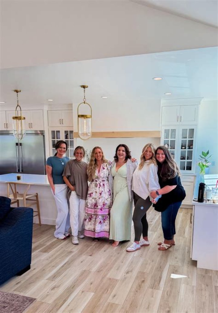 Is it okay to watch TV with a baby?