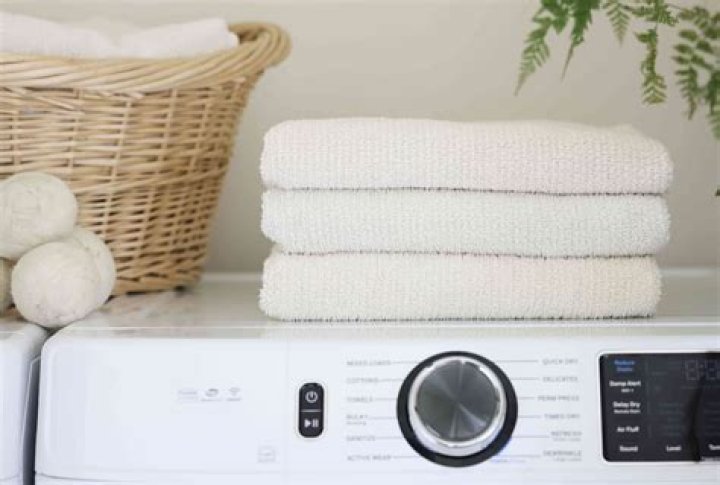 What temperature should you wash towels?