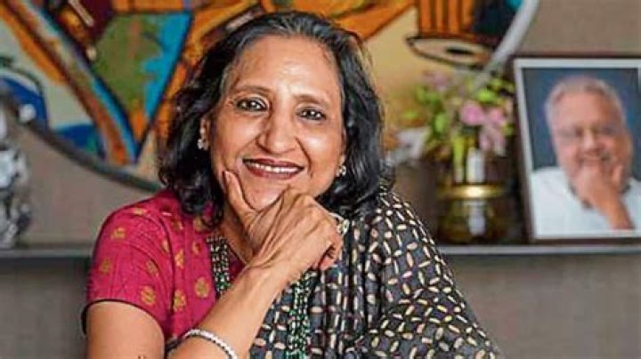 When did Jhunjhunwala buy NCC?