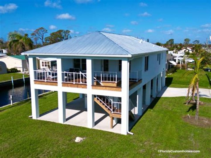 Why are Florida homes built on slabs?
