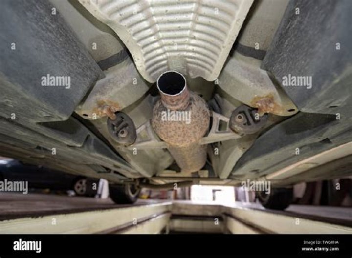 Why are Toyota Prius catalytic converters being stolen?