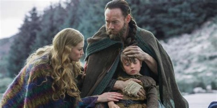 Why did Aslaug sleep with harbard?